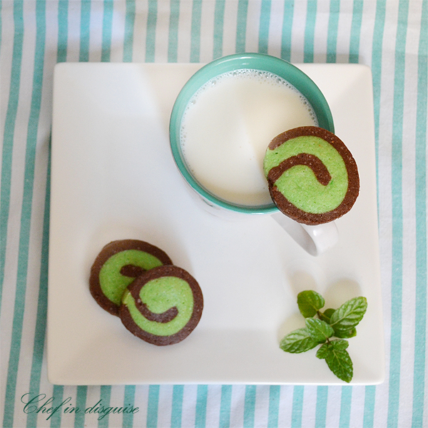 Chocolate and peppermint swirl cookies with basic cookie dough Top
