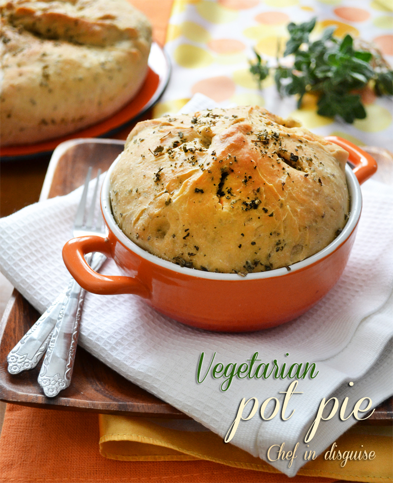 Individual vegetarian pot pie